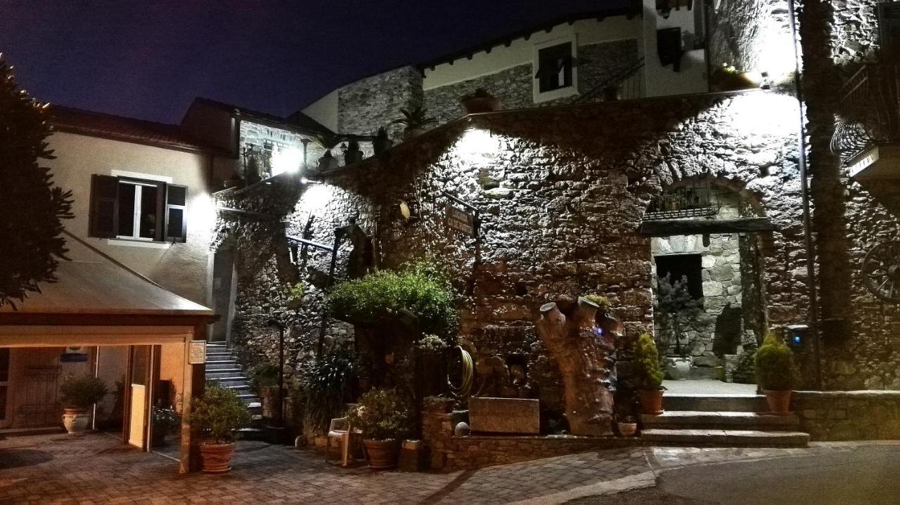 Locanda Ca De Rusitta Vezzi Portio Dış mekan fotoğraf